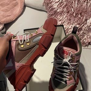 Gucci Flashtrek Sneakers